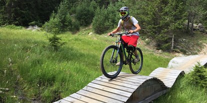 Mountainbike Urlaub - Fahrradraum: vorhanden - Latsch (Trentino-Südtirol) - "BikeART" im Naudererhof = just feel good! - Alpin ART & SPA Hotel Naudererhof