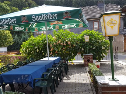 Mountainbike Urlaub - Unterweißbach (Saalfeld-Rudolstadt) - Terasse und Biergarten - Hotel-Gasthaus Steiger mit Ferienhaus und Ferienwohnungen