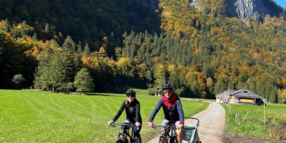 Mountainbike Urlaub - Bikeverleih beim Hotel: Mountainbikes - Geführte Familienbiketour - Alpen Hotel Post