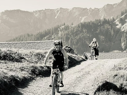 Mountainbike Urlaub - Fahrradraum: vorhanden - Lindenberg im Allgäu - Mountainbike-Guide Christian - Alpen Hotel Post