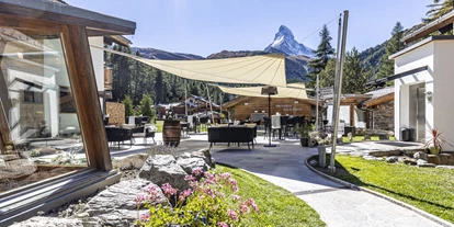 Mountainbike Urlaub - MTB-Region: CH - Zermatt-Matterhorn - Bürchen - Aussicht vom Hotel und die Restaurant-Terrasse - Hotel Hemizeus