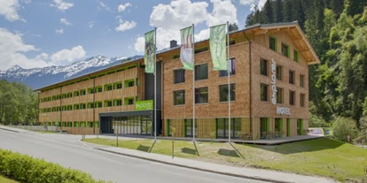 Mountainbike Urlaub - Bikeparks - Davos Wiesen - Herzlich Willkommen im Explorer Hotel Montafon - Explorer Hotel Montafon