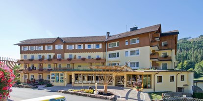 Mountainbike Urlaub - Elektrolytgetränke - Baiersbronn - Außenansicht Hotel - Wellness Hotel Tanne Tonbach