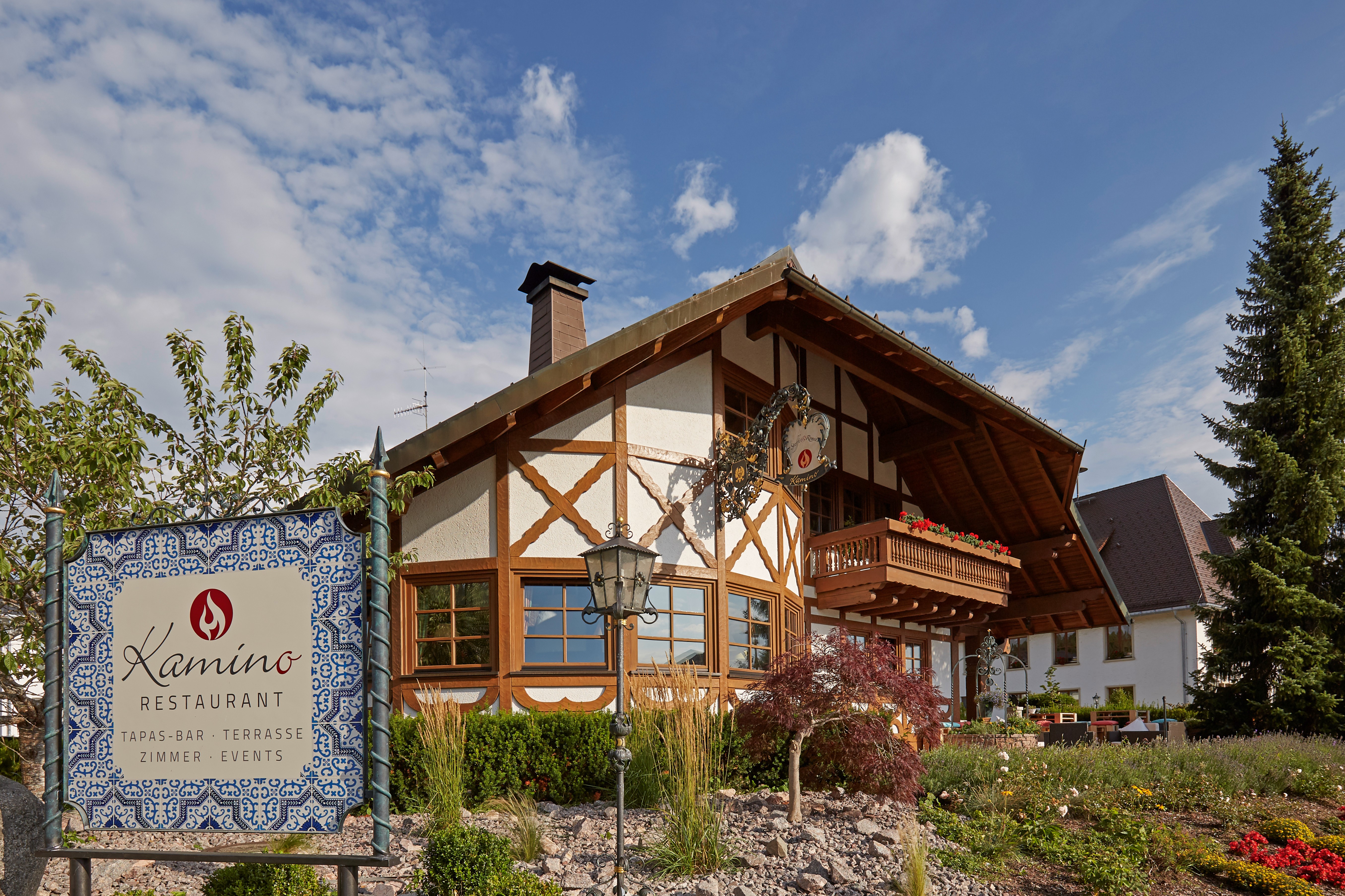 Mountainbikehotel - Außenansicht - Restaurant Kamino