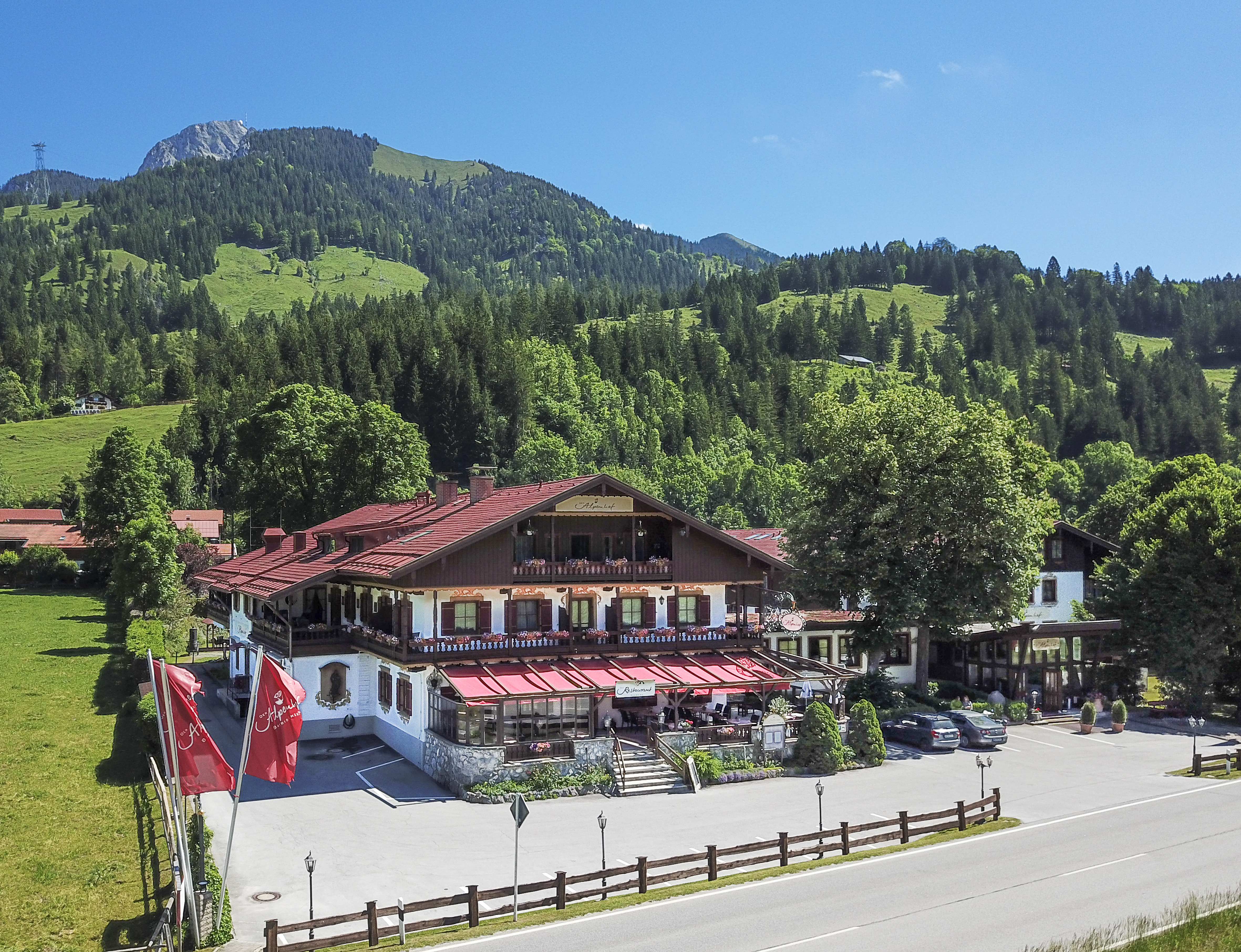 Mountainbikehotel - Der Alpenhof von oben (1) - Hotel Der Alpenhof