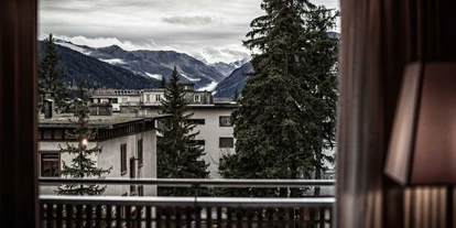 Mountainbike Urlaub - Fitnessraum - Langwies (Arosa) - Ausblick aus einem Zimmer. - Grischa - DAS Hotel Davos