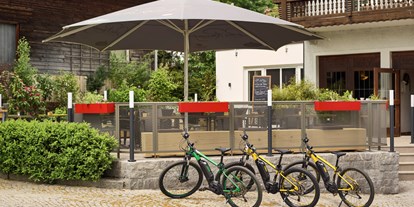 Mountainbike Urlaub - Hotel-Schwerpunkt: Mountainbike & Romantik - PLZ 94161 (Deutschland) - Leihen Sie sich vor Ort für Ihre Tour eins unserer Leih-E-Bikes. - Das Reiners