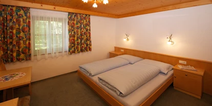 Mountainbike Urlaub - Hotel-Schwerpunkt: Mountainbike & Sparen - Zell (Kufstein) - Schlafzimmer Appartement No 2 - Apart-Landhaus Stefanie