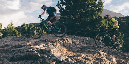 Mountainbike Urlaub - Parkplatz: gebührenpflichtig in Gehweite - Bever Lodge