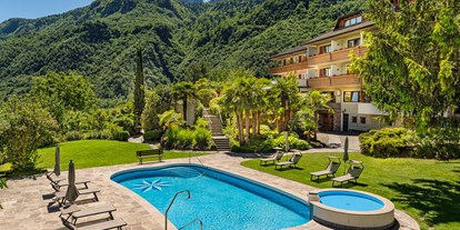 Mountainbike Urlaub - Wellnessbereich - Latsch (Trentino-Südtirol) - Aussenpool - Hotel Wilma***S