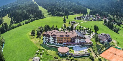 Mountainbike Urlaub - Pools: Außenpool beheizt - Kärnten - Hotel Kirchheimerhof
