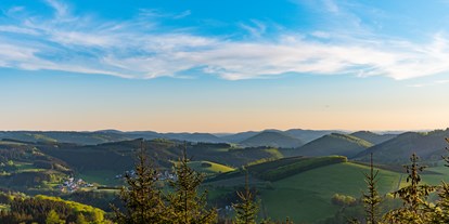 Mountainbike Urlaub - WLAN - Bad Laasphe - Ausblick vom Hohen Knochen - Berghotel Hoher Knochen