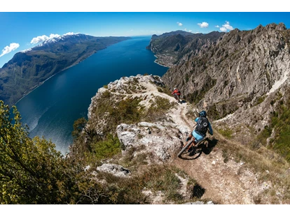 Mountainbike Urlaub - Fahrradraum: videoüberwacht - Trentino-Südtirol - Punta Larici - MTB Tour  - Hotel Santoni Freelosophy