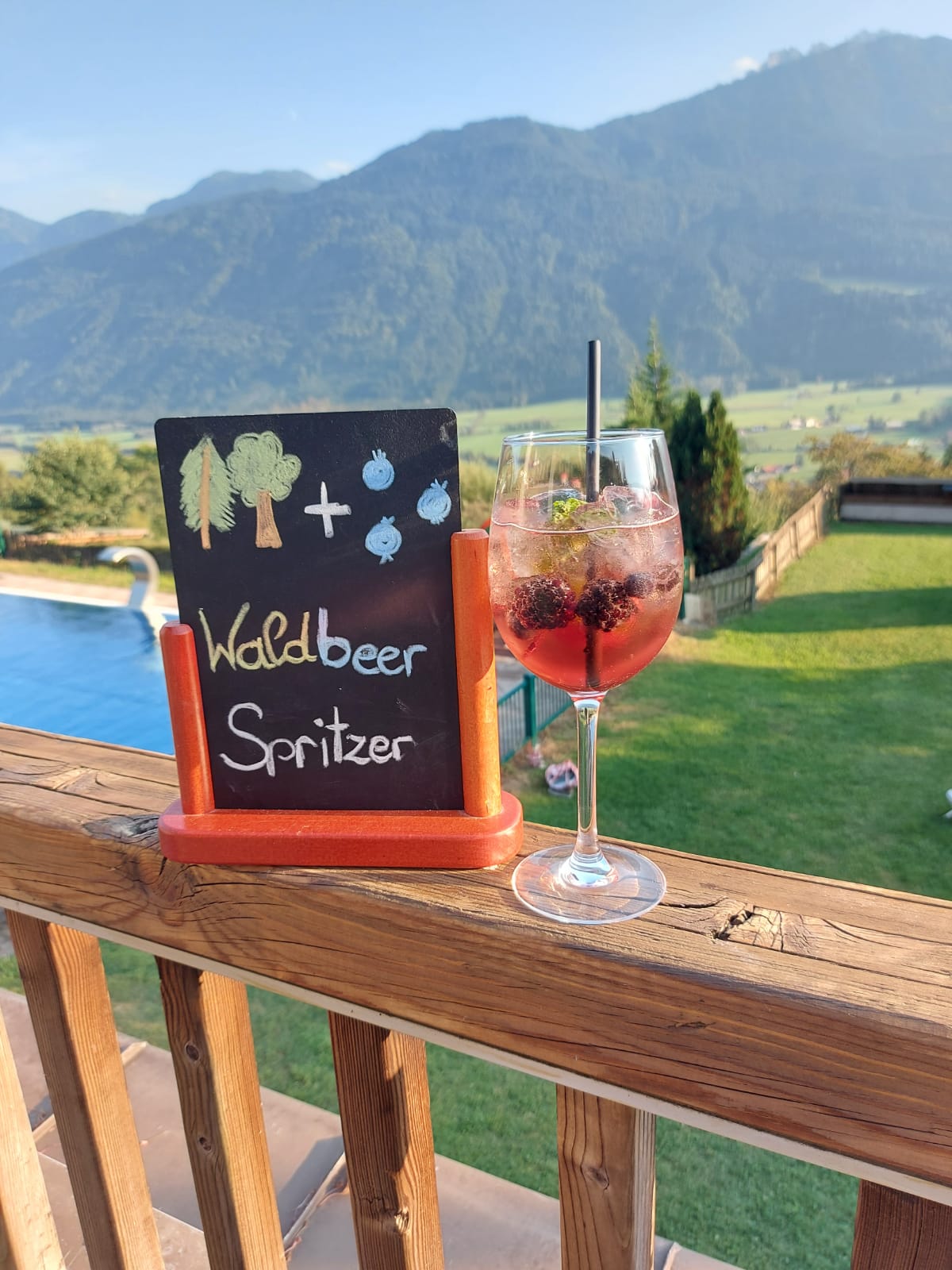 Mountainbikehotel: nawu_apartments_Bar_Sommergetränk_Cocktails - nawu apartments**** & Restaurant, die neue Leichtigkeit des Urlaubs