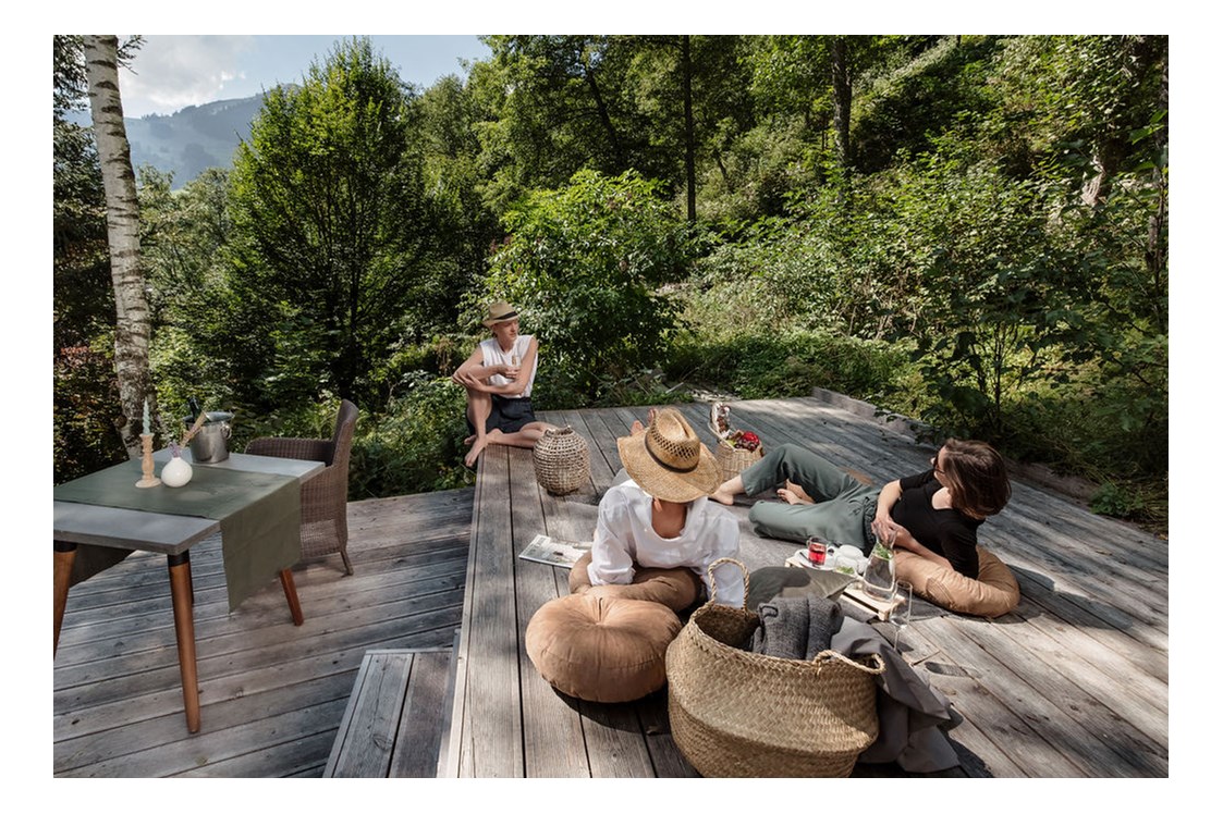 Mountainbikehotel: Relaxtes Picknick im Berggarten - The RESI Apartments "mit Mehrwert"