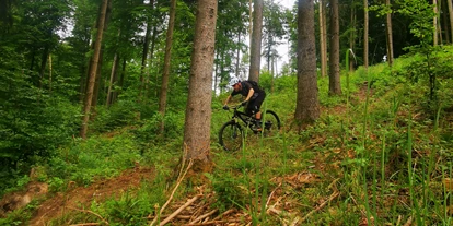Mountainbike Urlaub - Parkplatz: kostenlos beim Hotel - Hessen Süd - Standorthotel für Mountainbike Region Spessart- 3  MTB.Gebiete  mit 650 km Strecken und 10.00 Höhenmetern - Landhotel Betz ***S - Ihr MTB-Hotel-