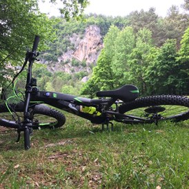 Mountainbikehotel: Der Chef des Hauses passionierter Mountainbiker und gibt gerne Tipps zu interessanten Touren in der Umgebung. - Naturgut Gailtal