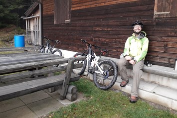 Mountainbikehotel: Der Chef des Hauses passionierter Mountainbiker und gibt gerne Tipps zu interessanten Touren in der Umgebung. - Naturgut Gailtal