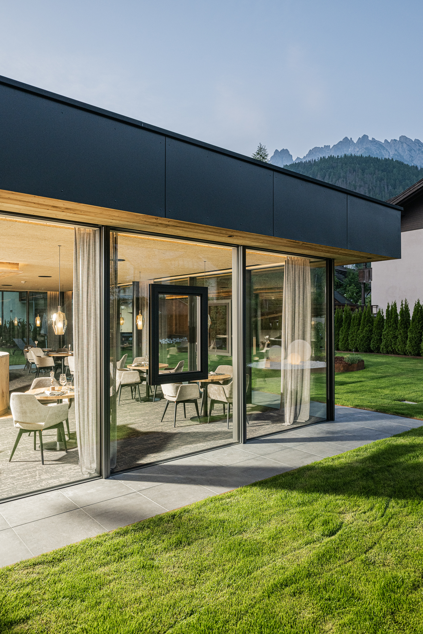 Mountainbikehotel: Speisesaal @Harald Wisthaler - Hotel Laurin