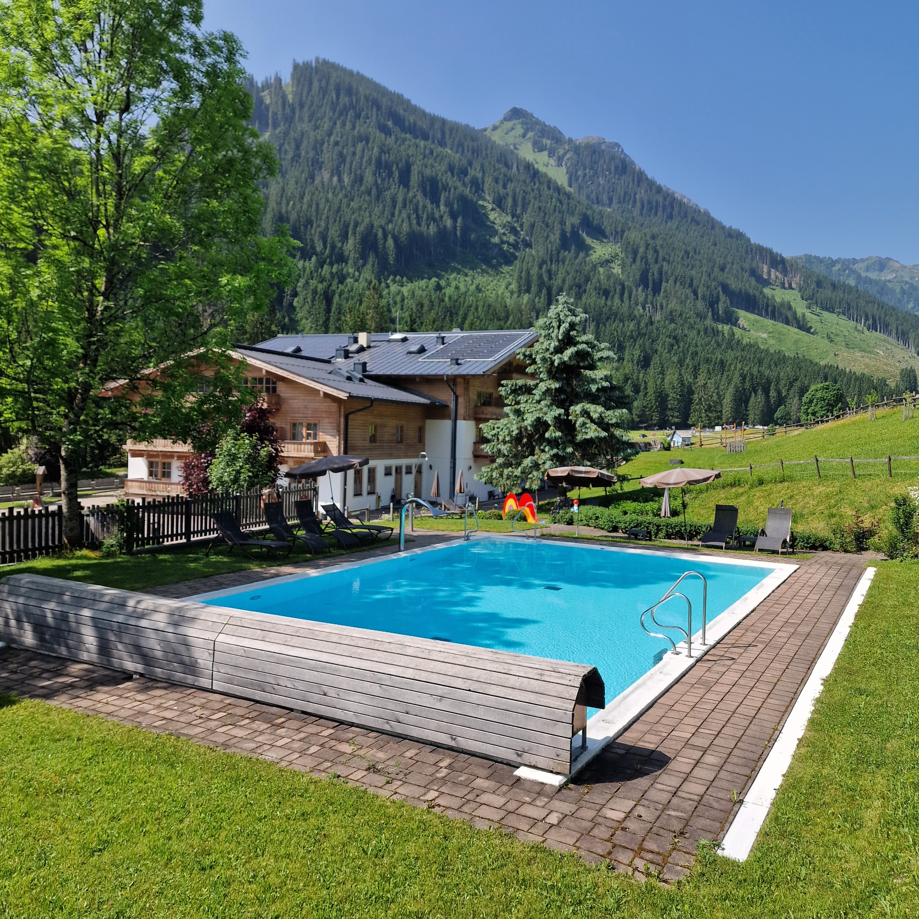 Mountainbikehotel: Pool - Familienhotel Lengauer Hof