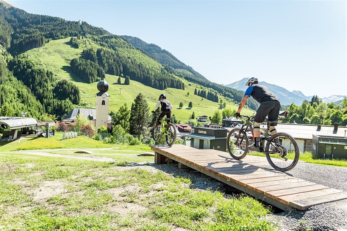 Ski & Bike Hotel Wiesenegg Ausflugsziele Learn to ride Park