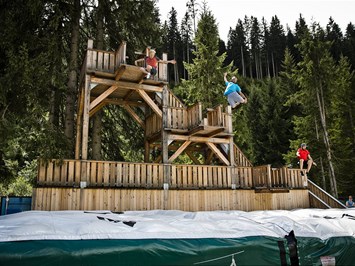 Ski & Bike Hotel Wiesenegg Ausflugsziele Jump & Slide Park
