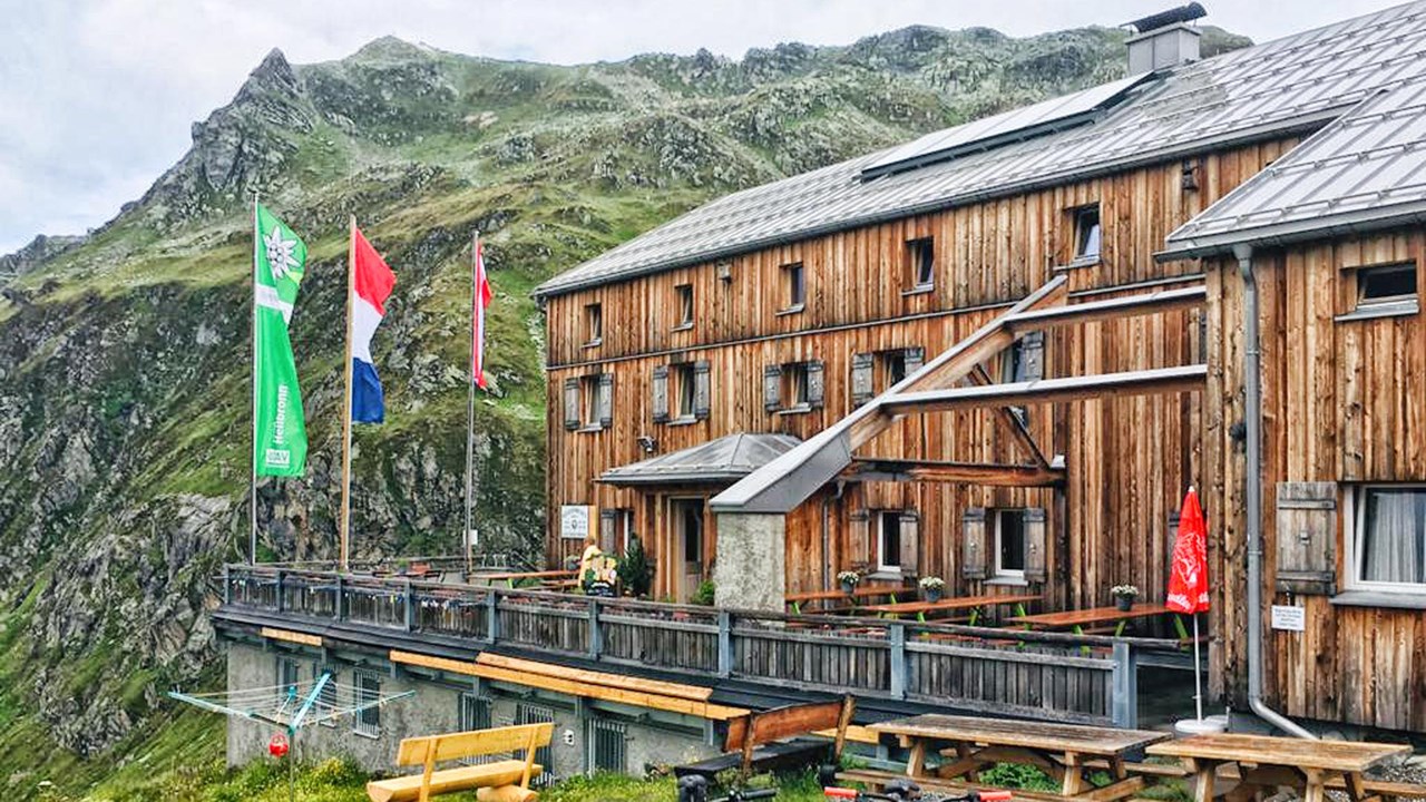 Salnerhof **** superior Lifestyle Resort Touren Übersicht Heilbronner Hüttentour