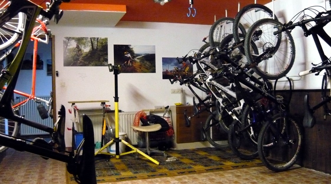 Mountainbikehotel: Bikekeller - Schröders Hotelpension