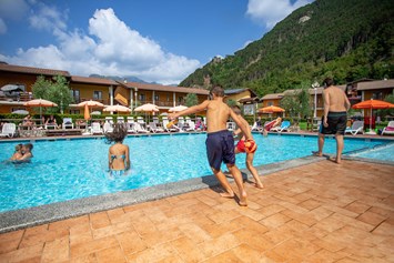 Mountainbikehotel: Schwimmbad - Hotel Residence La Pertica