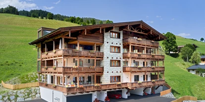 Mountainbike Urlaub - MTB-Region: AT - Saalbach - Außenansicht Sommer Mei.Berg Appartementhaus - Mei.Berg