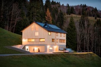 Mountainbikehotel: Bregenzerwälder Architektur….. - Halwina Hideaway 