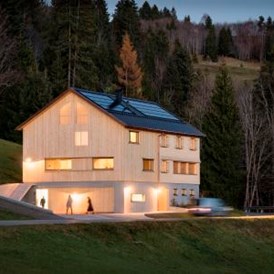 Mountainbikehotel: Bregenzerwälder Architektur….. - Halwina Hideaway 