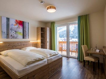 COOEE alpin Hotel Dachstein Zimmerkategorien Standard Zimmer, Barrierefrei