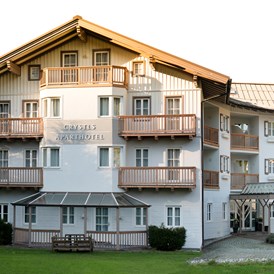 Mountainbikehotel: Crystls Aparthotel in Flachau im Sommer - Crystls Aparthotel