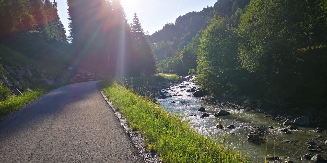 AlpenParks Hotel & Apartment Sonnleiten Saalbach Touren Übersicht Glemmtal Radweg