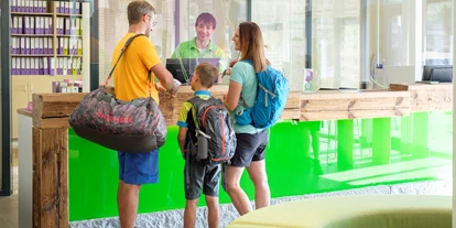 Mountainbike Urlaub - Hotel-Schwerpunkt: Mountainbike & Wandern - Rezeption - Explorer Hotel Garmisch