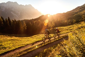 Mountainbikehotel: Mountainbiken in der Ferienregion Saalfelden Leogang bietet für Genuss(e-)Biker und Downhill-Freunde gleichermaßen vielseitige Möglichkeiten. - Ritzenhof 4*s Hotel und Spa am See