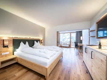 Hotel GUT Trattlerhof & Chalets**** Zimmerkategorien Gutshof Junior Suite