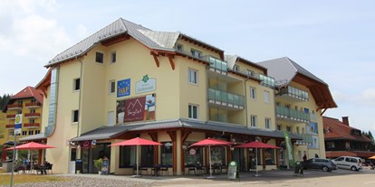 Mountainbike Urlaub - Badenweiler - Außenansicht der Residenz Grafenmatt - H&P Residenz Grafenmatt