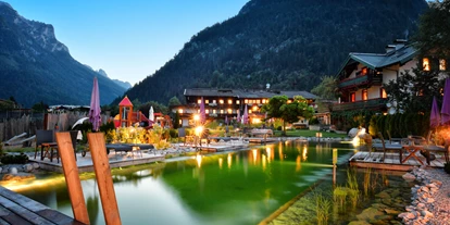 Mountainbike Urlaub - Ellmau - Naturschwimmteich mit Gartenanlage - Familien und Vitalhotel Mühlpointhof ***S