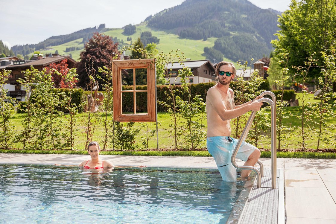 Mountainbikehotel: Pool mit Bergblick - Rosentalerhof Hotel & Appartements