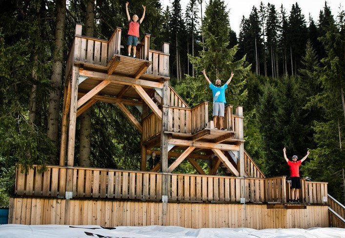 Chalets Marolden Ausflugsziele Jump & Slide Park