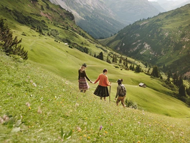Mountainbikehotel: Landschaft um das Burg Hotel  - Burg Hotel Oberlech