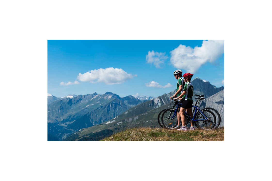 Mountainbikehotel: Nationalpark Hohe Tauern

Matrei in Osttirol hat das Glück, sich mitten im größten Nationalpark Mitteleuropas zu befinden. Das Hotel Goldried ist der ideale Ausgangspunkt um eine Erkundungstour durch die Nationalparklandschaft zu starten.  - Hotel Goldried