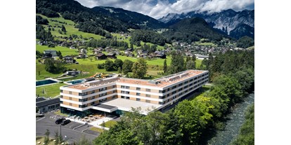 Mountainbike Urlaub - Garten - Davos Dorf - Exterior  - TUI Blue Montafon 