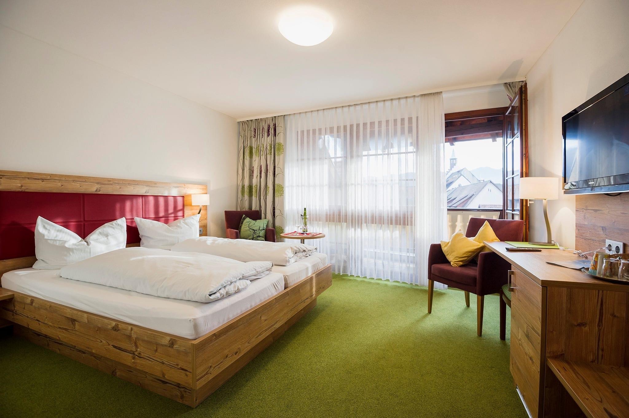 Mountainbike Urlaub - PLZ 79286 (Deutschland) - Zimmer mit Balkon - Gasthaus + Hotel Hirschen Staufen 