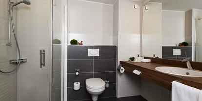 Mountainbike Urlaub - PLZ 66851 (Deutschland) - Badezimmer im Vinotel - Weingut Schreieck VINOTEL & GUTSHAUS