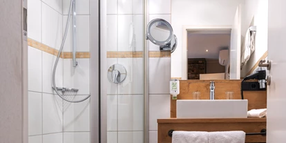Mountainbike Urlaub - PLZ 66851 (Deutschland) - Badezimmer im Gutshaus (Beispielbild) - Weingut Schreieck VINOTEL & GUTSHAUS