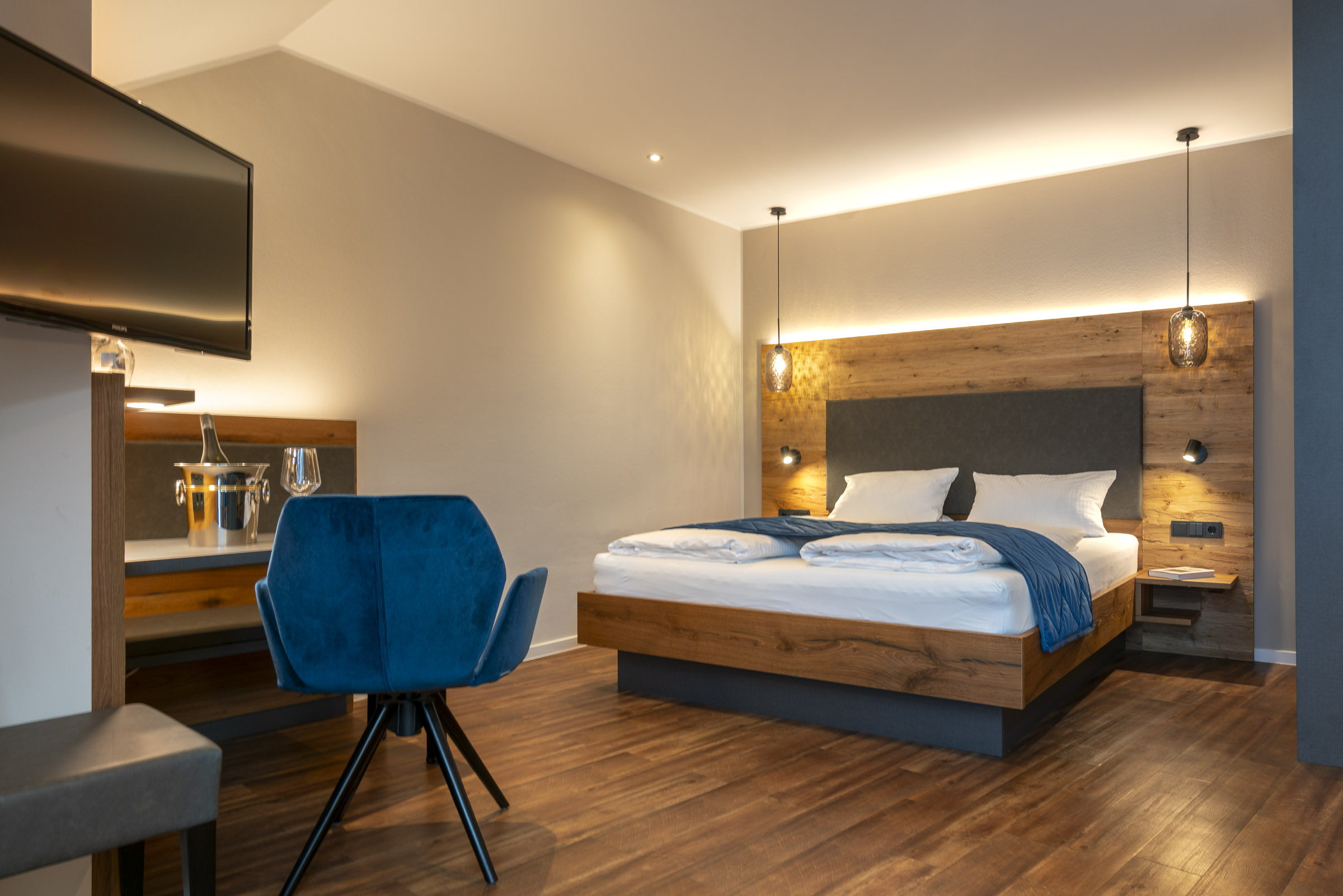 Weingut Schreieck VINOTEL & GUTSHAUS Zimmerkategorien  Gutshaus Doppelzimmer mit Balkon (4)