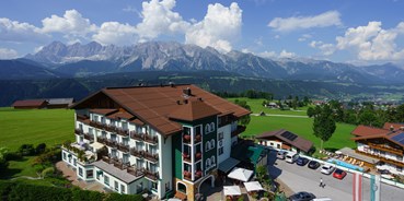 Mountainbike Urlaub - PLZ 8971 (Österreich) - Hotel Waldfrieden in Rohrmoos mit herrlichem Blick zum Dachsteinmassiv - Hotel Waldfrieden